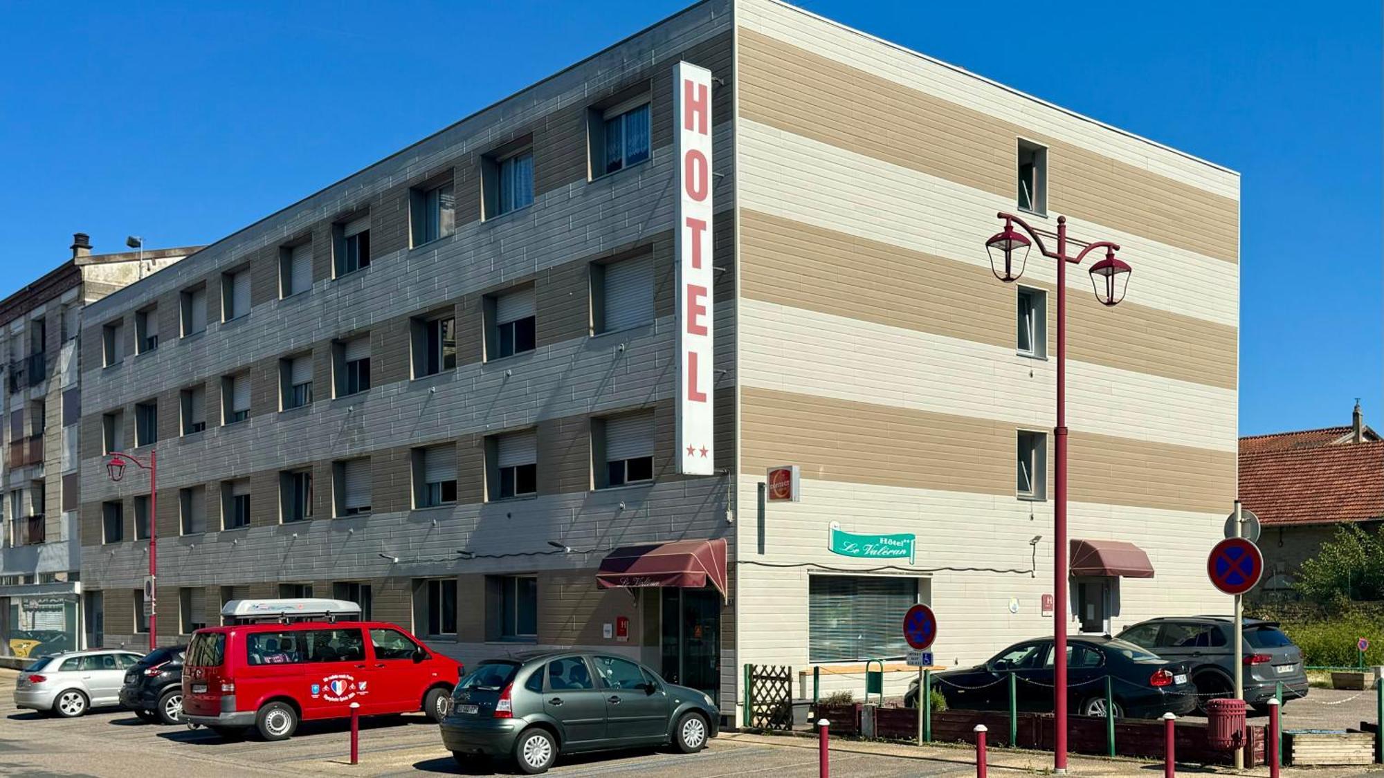 Hotel Le Valeran Ligny-en-Barrois Exterior photo